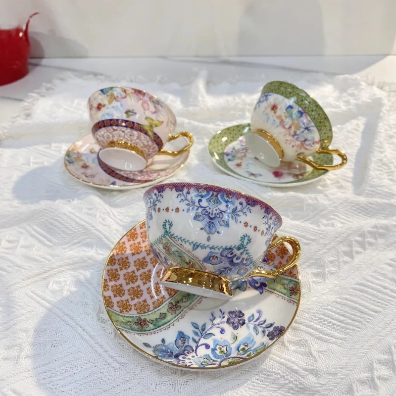 Conjunto de Xícaras e Pratos d - Coffee Tea For Garden avaliação e preço